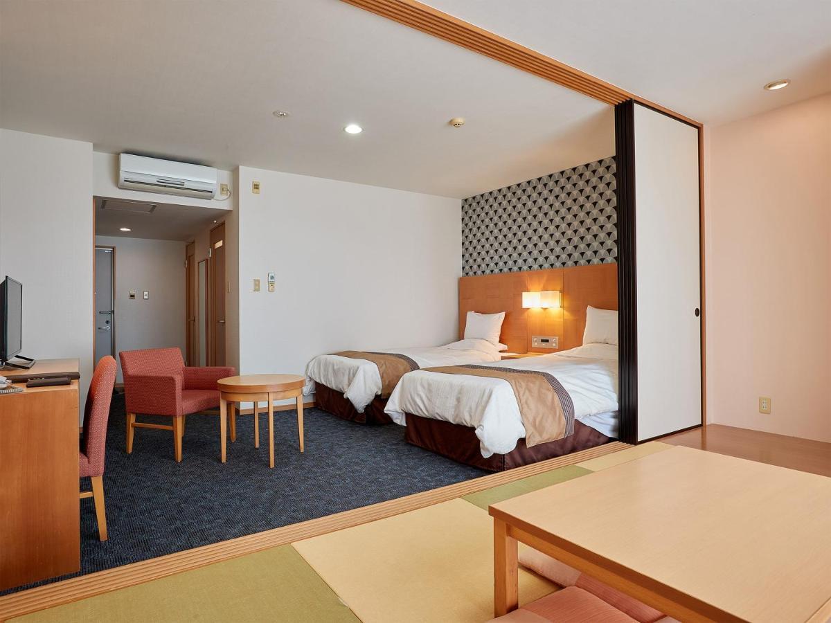 Hotel Murasakimura Yomitan Dış mekan fotoğraf